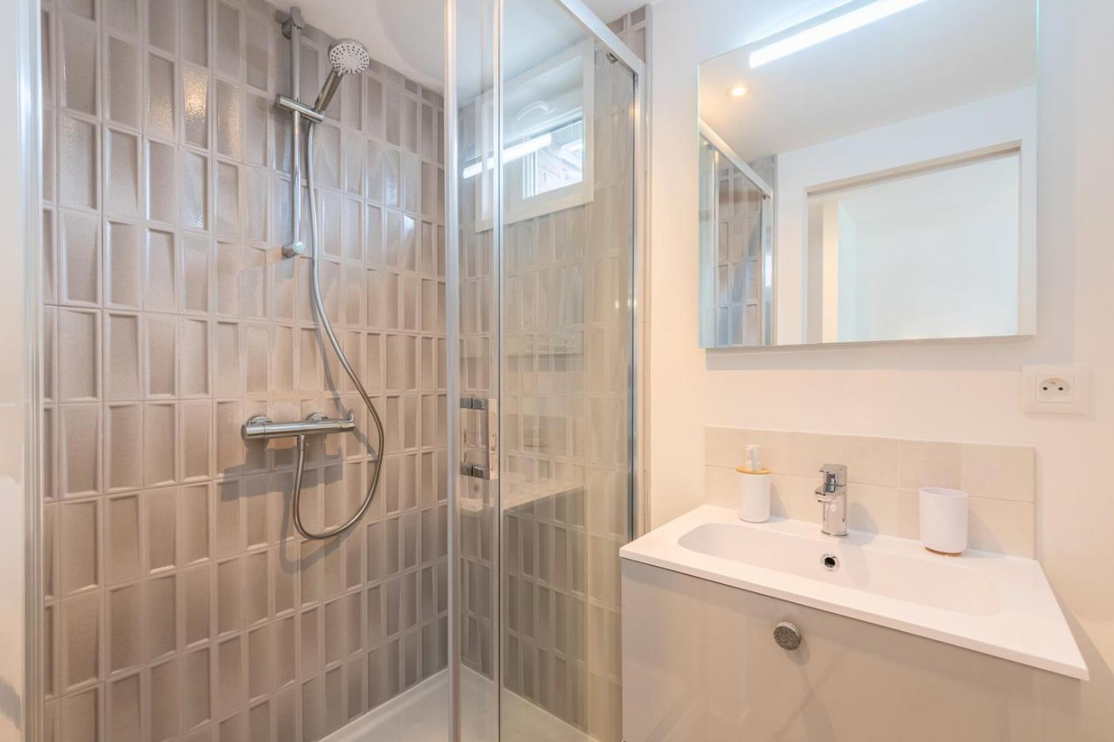4 Bedroom House With Garden มาร์ค-ออง-บาโรล์ ภายนอก รูปภาพ